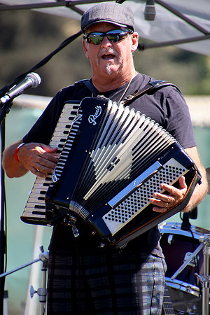 Ass Pocket Accordion 2